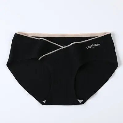 Image of Low Waist Maternity Panties - cotton comfort underwear during your pregnancy journey. Shop now at OleOle.