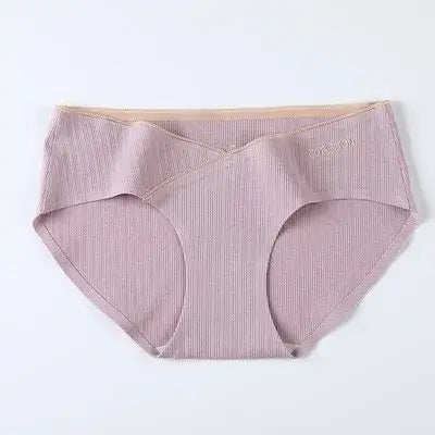 Image of Low Waist Maternity Panties - cotton comfort underwear during your pregnancy journey. Shop now at OleOle.