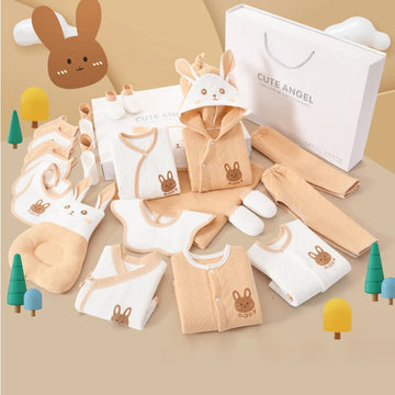 Newborn Gift Set - Baby Shower Gift Hamper (0 - 6m)