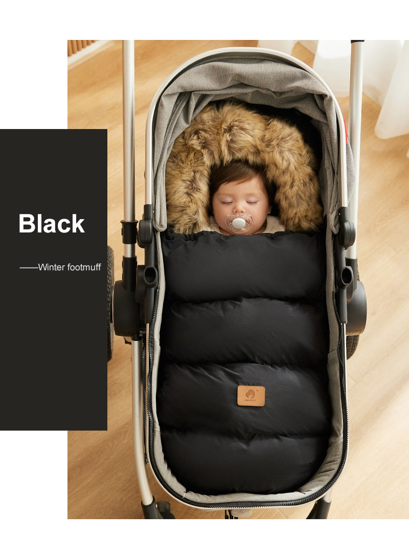 Winter footmuff store for stroller