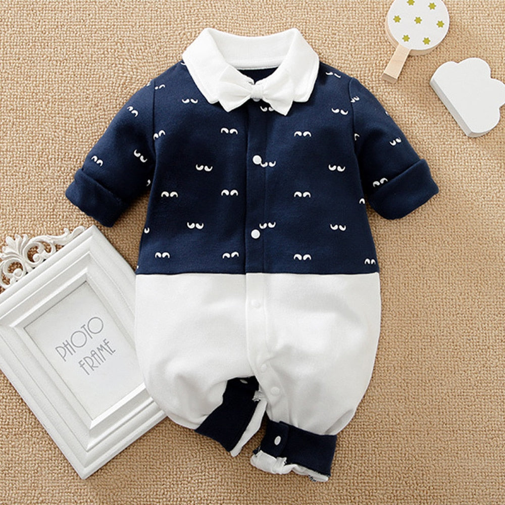 Image of Winter charm for newborn - Boys' romper with necktie, 0-18 months. Gentleman style in cosy fashion. Shop now at OleOle.