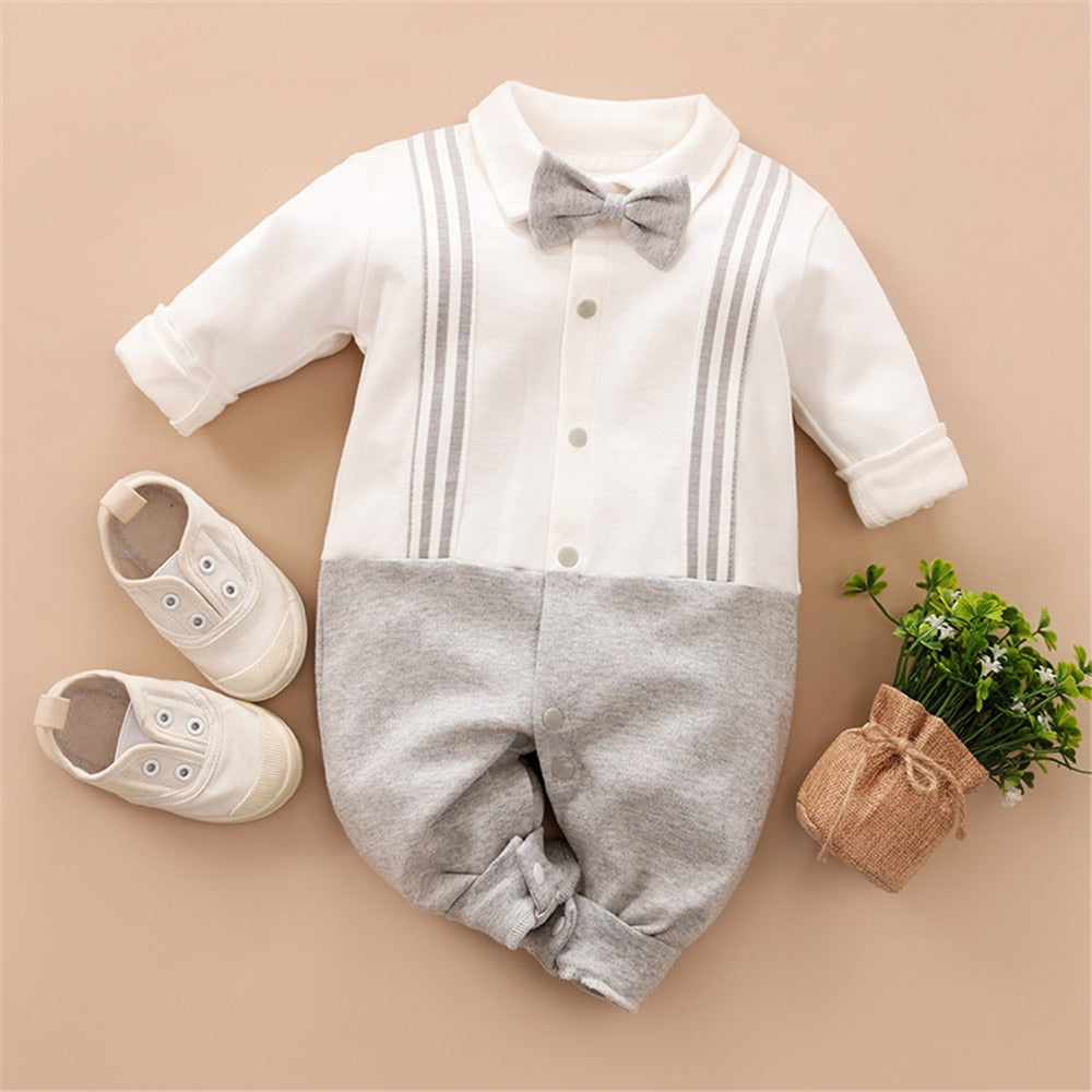 Image of Winter charm for newborn - Boys' romper with necktie, 0-18 months. Gentleman style in cosy fashion. Shop now at OleOle.