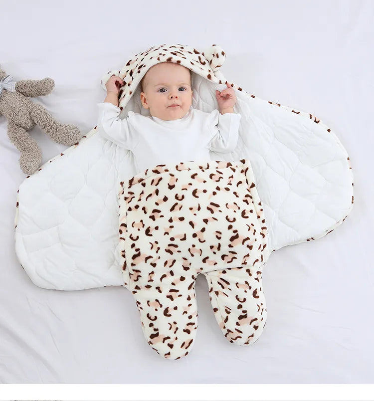 Image of Soft & warm sleepsack for 0-9 months. Safe, snug sleep! Shop now at OleOle.