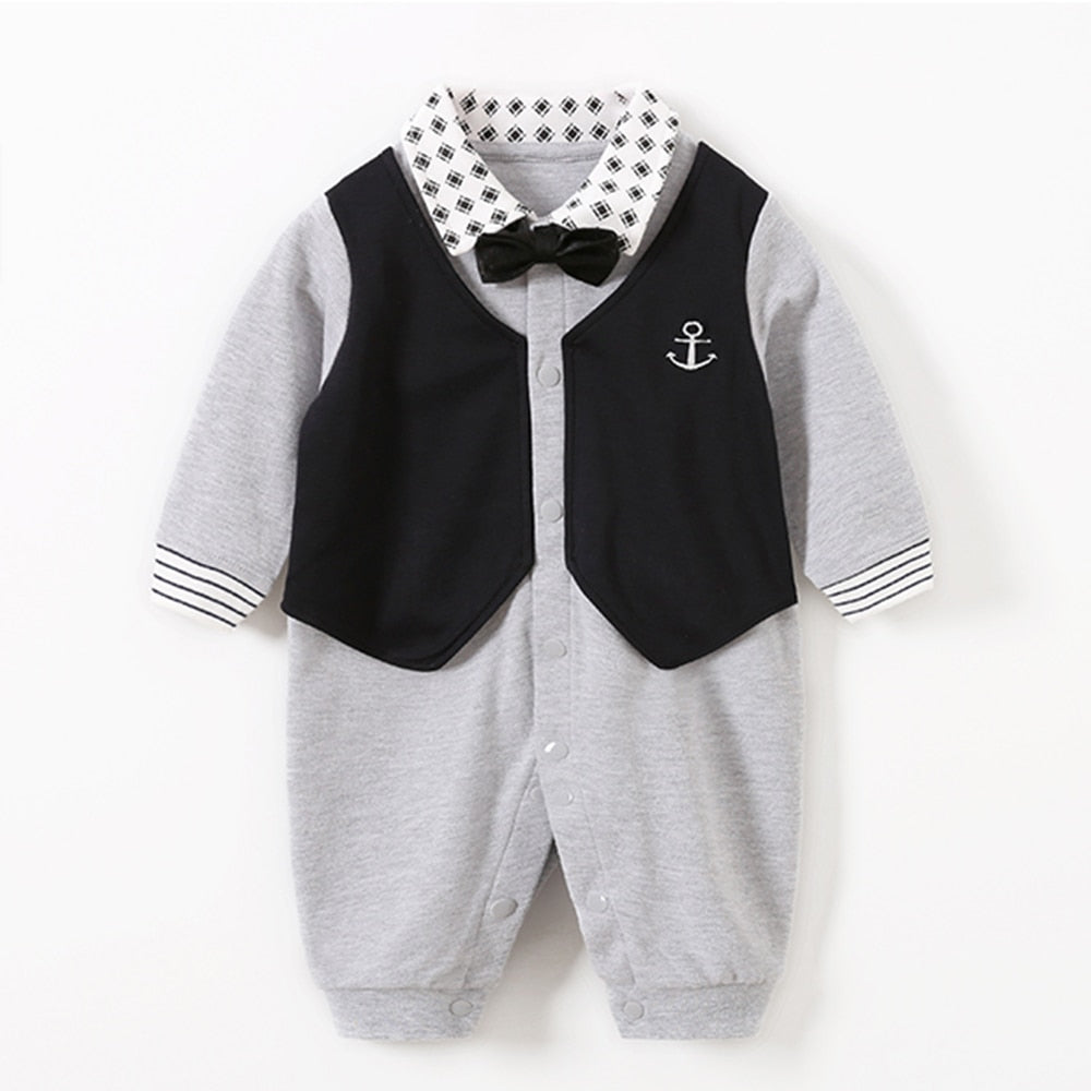 Image of Winter charm for newborn - Boys' romper with necktie, 0-18 months. Gentleman style in cosy fashion. Shop now at OleOle.