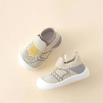 OleOle Premium Newborn Anti Slip Breathable Socks Mesh Shoes for Baby Boys and Girls (0 - 4 yrs)