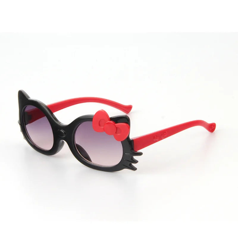 Image of Adorable Hello Kitty Sunglasses: Stylish eyewear for girls (3-8 years), perfect for sunny adventures! Shop now at OleOle.