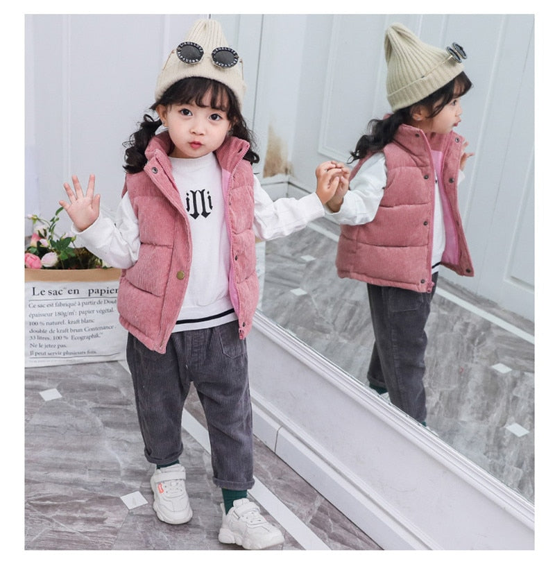 Image of Cosy Kids Thicken Vest: Stylish warmth for boys & girls (2-10 yrs). Ideal winter fashion! Shop now at OleOle.