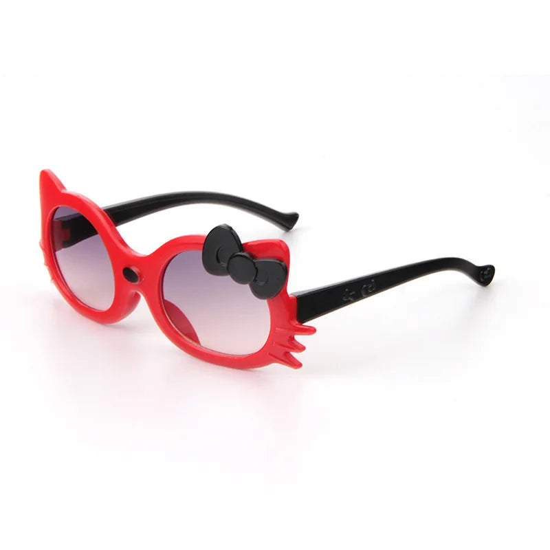 Image of Adorable Hello Kitty Sunglasses: Stylish eyewear for girls (3-8 years), perfect for sunny adventures! Shop now at OleOle.