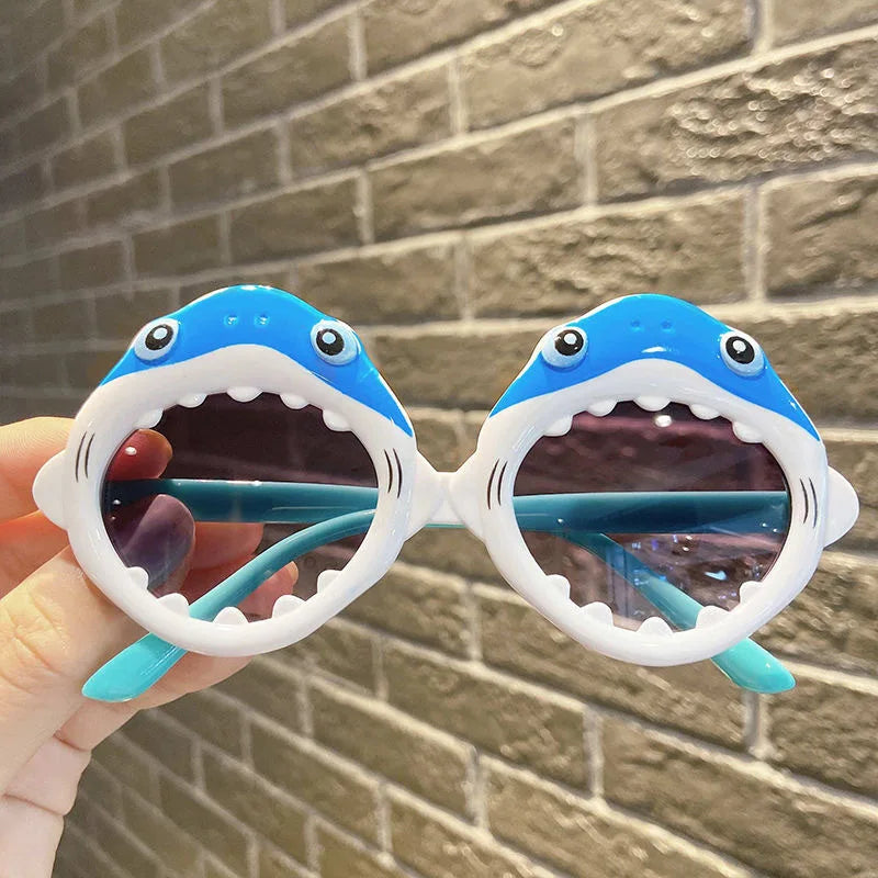 Image of Playful Shark Sunglasses for Kids (3-8 years): Stylish eyewear for adventurous little ones. Shop now at OleOle.