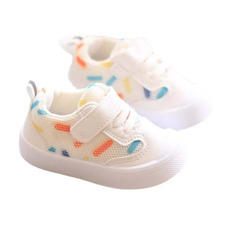 Image of Cute newborn baby sneakers, soft and durable, perfect for first walkers, hook and loop closure. Shop now at OleOle.