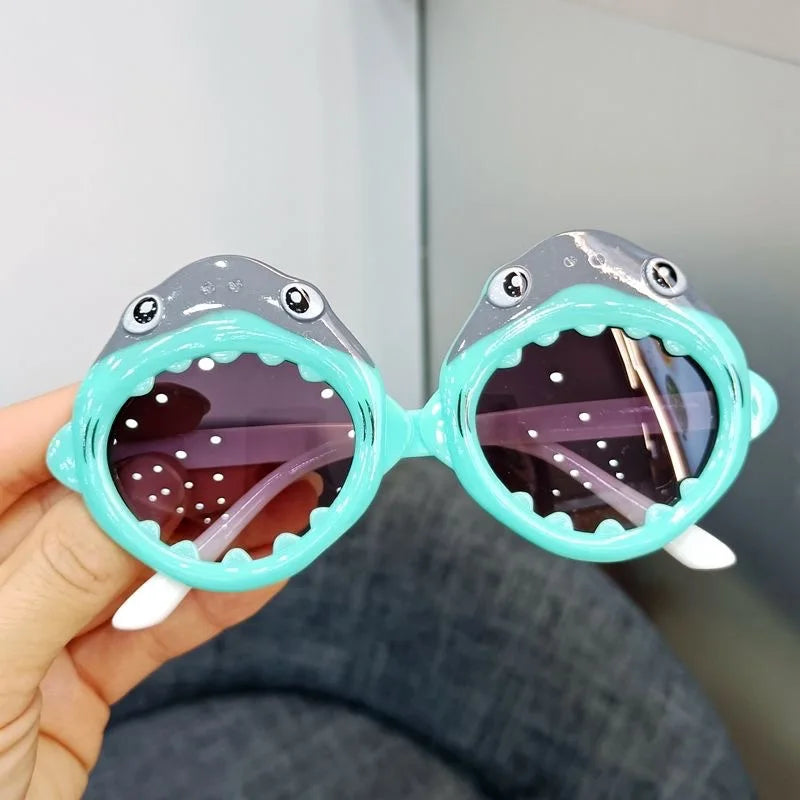 Image of Playful Shark Sunglasses for Kids (3-8 years): Stylish eyewear for adventurous little ones. Shop now at OleOle.