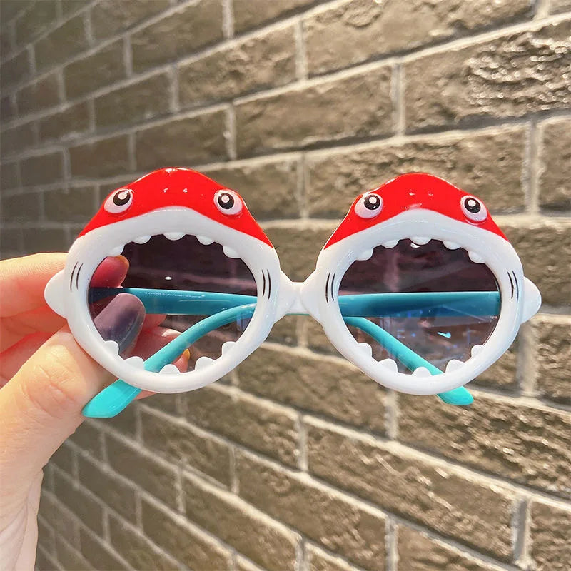 Image of Playful Shark Sunglasses for Kids (3-8 years): Stylish eyewear for adventurous little ones. Shop now at OleOle.