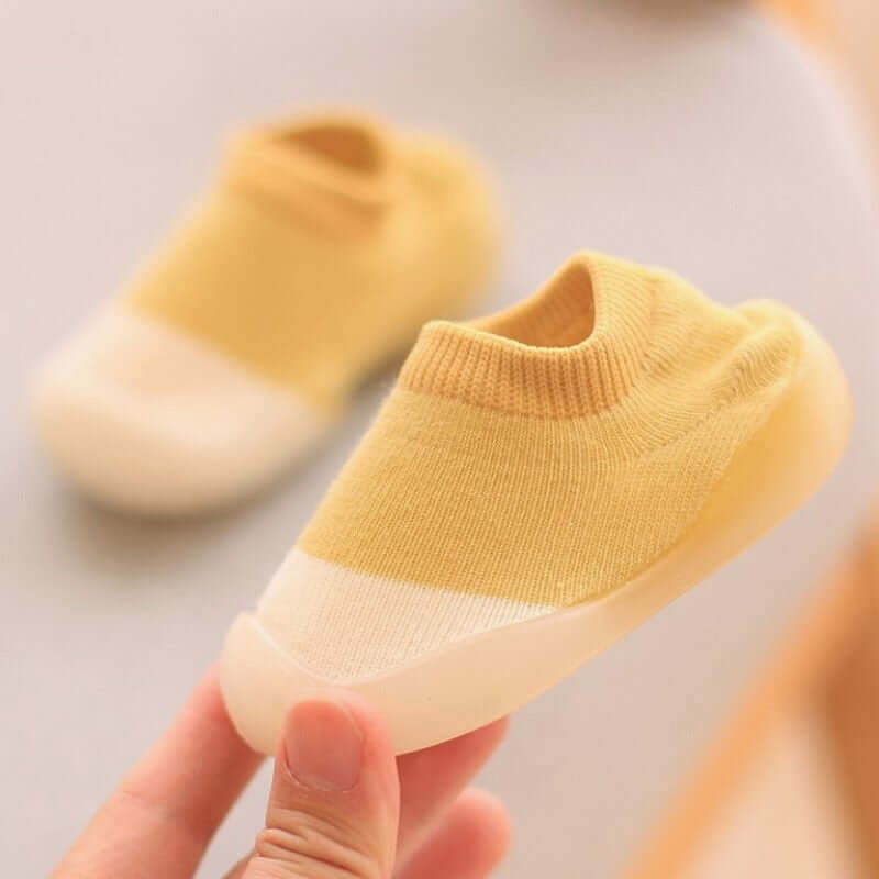 Image of Soft soled infant socks shoes for cozy steps - Ideal for baby boys and girls (0-4 yrs). Shop now at OleOle.