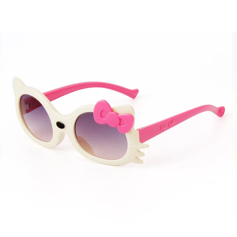 Image of Adorable Hello Kitty Sunglasses: Stylish eyewear for girls (3-8 years), perfect for sunny adventures! Shop now at OleOle.