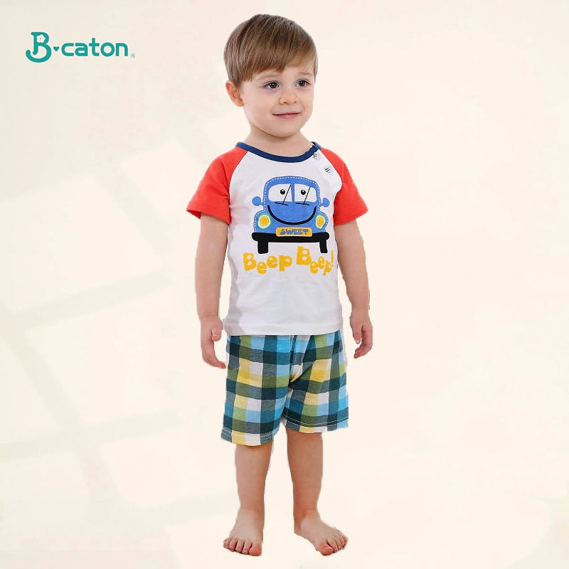 Image of Baby T-Shirt & Pant Set (9m - 5yrs). Stylish comfort for your little one's summer adventures! Shop now at OleOle.