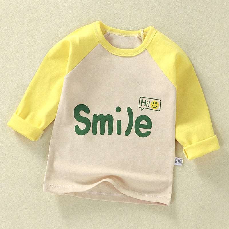 Image of Cute Cartoon Tops: Perfect T-shirts for Boys & Girls (2-6 Years). Playful style for your little ones! Shop now at OleOle.