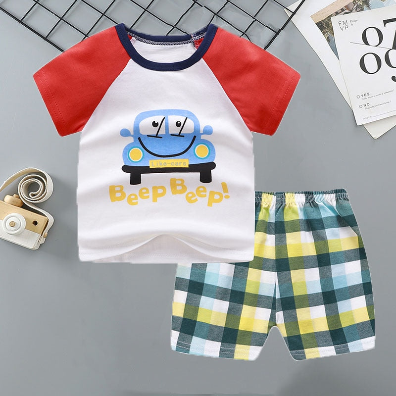 Image of Baby T-Shirt & Pant Set (9m - 5yrs). Stylish comfort for your little one's summer adventures! Shop now at OleOle.