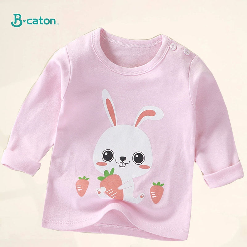 Image of Cute Cartoon Tops: Perfect T-shirts for Boys & Girls (2-6 Years). Playful style for your little ones! Shop now at OleOle.