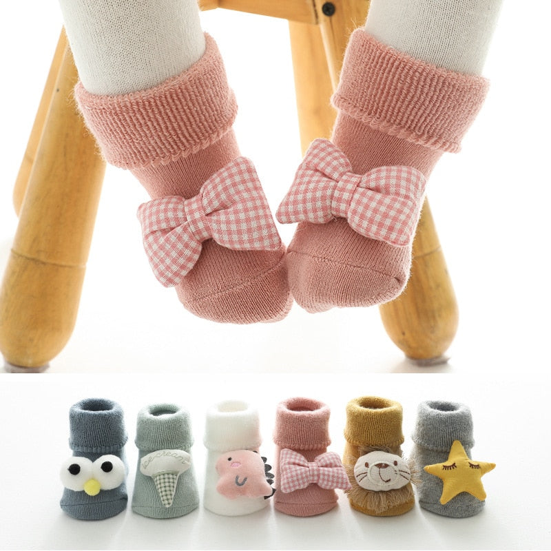 Image of Cute newborn cartoon socks for 0-3 years. Adorable unisex design for tiny toes. Perfect baby gift! Shop now at OleOle.