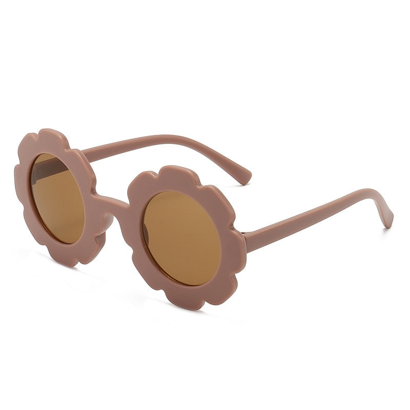 Image of UV-proof sunflower sunglasses for baby boys and girls (1-8 yrs). Adorable eye protection! Shop now at OleOle.