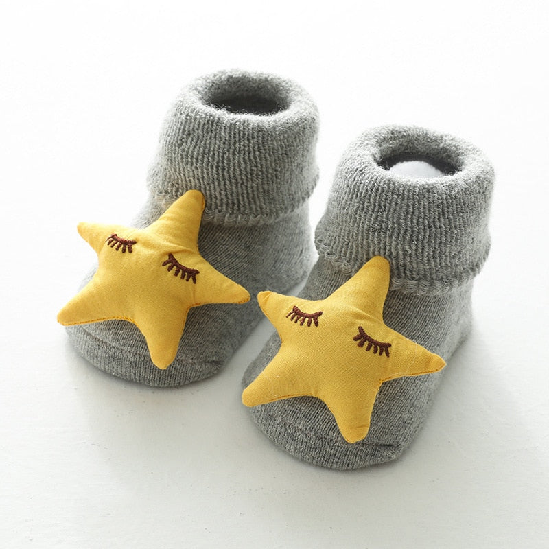 Image of Cute newborn cartoon socks for 0-3 years. Adorable unisex design for tiny toes. Perfect baby gift! Shop now at OleOle.