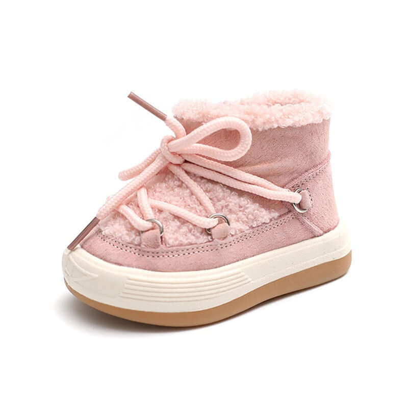 Image of Cosy Winter Boots: Soft & Plush for Newborns (0-4 yrs) with Rubber Soles! Shop now at OleOle.